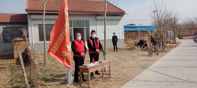 庆云镇|父子齐上阵村口执勤