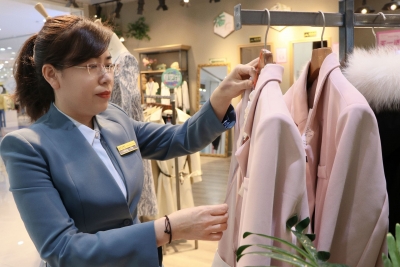 喜报！平原德百广场总经理王红霞获评“山东省女职工建功立业标兵”