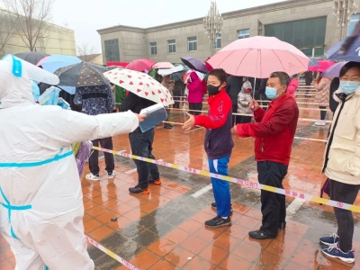 德城区新华街道:  “白红蓝”防疫队 冲锋一线保群众安康