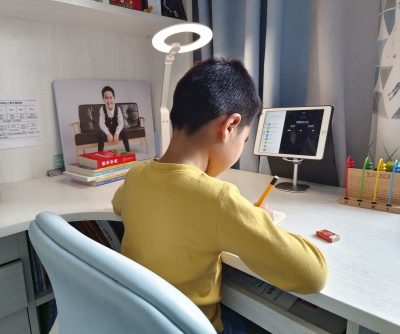 “共克时艰，感谢有您”主题征文 | 我的老师（谢尊骐）