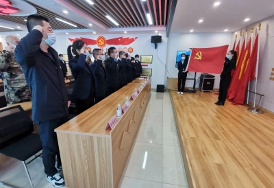 今天，我们一起缅怀革命先烈  赓续红色基因 | 德州市暨德城区清明节主题活动举行  ​