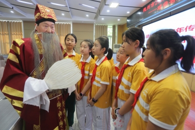 德州市实验小学开展传统文化“京剧进校园”活动