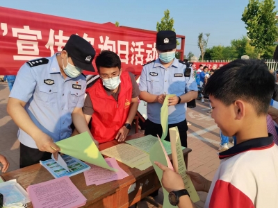 遵守安全生产法 当好第一责任人 | 庆云徐园子乡开展“安全生产月”宣传咨询日活动