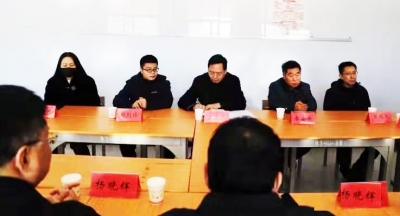 59盏太阳能路灯照亮群众回家路