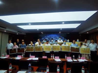擦亮“中国围棋城”名片 |  德州17所学校荣获“全国围棋特色学校”称号