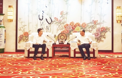 德州市委书记田卫东会见中建五局负责人