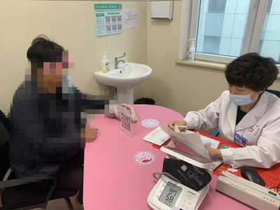 53岁孕妈剖宫产7斤男婴！刷新乐陵市人民医院最大年龄产妇生产记录