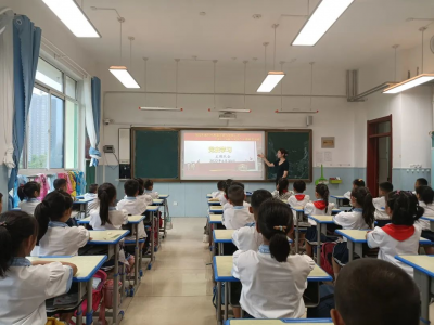 喜迎二十大 | 我市举办主题教育活动