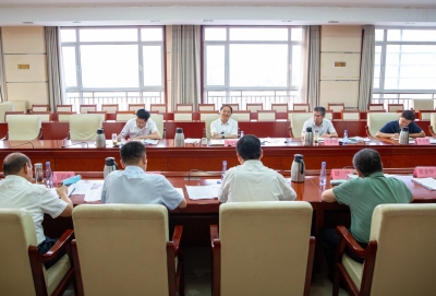 德州市委副书记、市长朱开国调研产业链推进工作