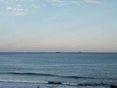 诗｜范恩露：石岛观海（外二首）