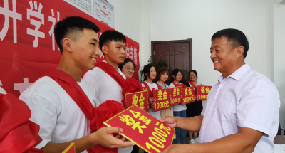 培养家国情怀,倡树文明新风,齐河举办大学新生“入学升学礼”