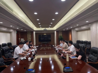 秦耀军一行到省派德州市“四进”工作组对接汇报工作