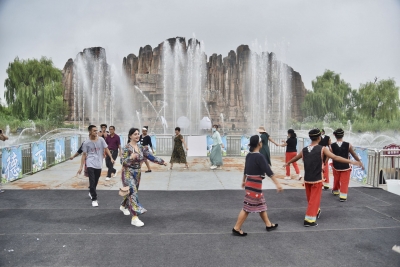 外国友人走进夏津感受德州特色文化