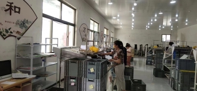 庆云：和谐车间传家风