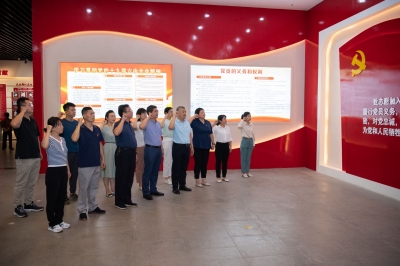 德州日报社纸媒出版中心开展纪念抗战胜利77周年主题党日活动