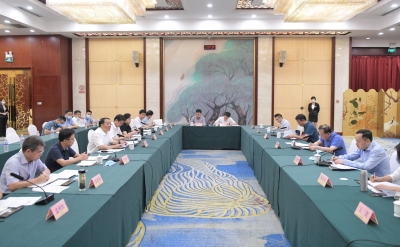 省政协副主席王修林率省督导服务组来德州 朱开国出席座谈会