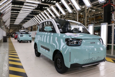 陵城先进制造业实现“智造” | “元宝”新能源汽车5分钟下线一辆市场却“喂不饱”