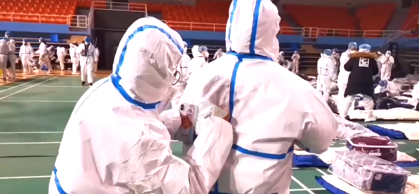 诗｜马玉凤：致敬，白衣天使