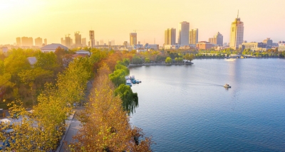 诗｜范恩露：题赠张爱玲（外一首）