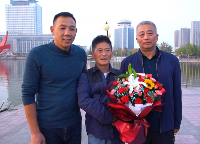 好人在身边！德州一男子湖中溺水  4名热心市民合力施救！