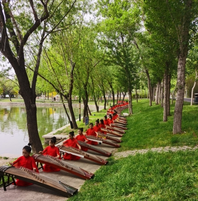 诗词 | 田翠玲：窗前瘦影抚瑶琴（外一首）