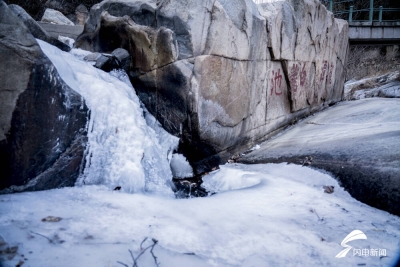 组图丨泰山之冬：冰瀑高悬 “玉带”舞山间