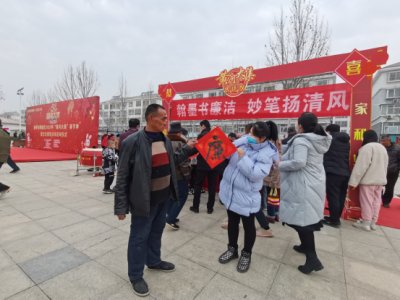陵城区糜镇 新春大集送“廉礼” 