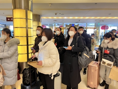 聚焦省两会 | 人大代表向省十四届人大一次会议报到