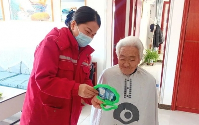 让温暖从“头”开始！德州长江物业开展“爱心益剪”活动