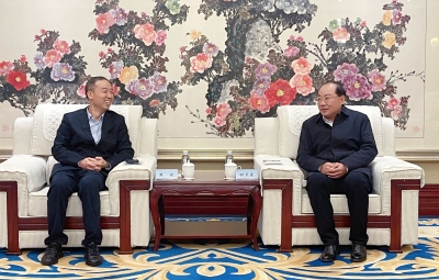 田卫东朱开国会见朱斌一行