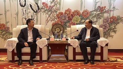 田卫东朱开国会见赵晓晨一行