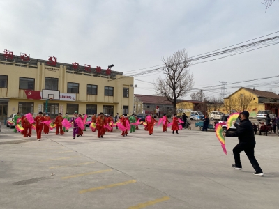 庆云县东辛店镇：爱满元宵节 情暖老人心