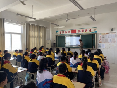 庆云县东辛店镇：双拥共建进校园 国防教育扬正气