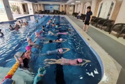 防溺水我们在行动，康博小学游泳课开课啦！