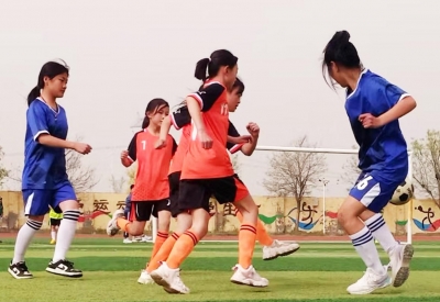 纪实散文｜李淑鸿：绿茵场上的少年们