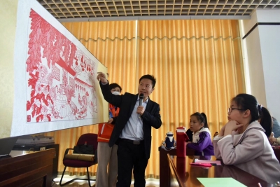 体验剪纸文化 感受“指尖艺术” | 2023年德州市“扣好人生第一粒扣子”中华优秀传统文化传承主题教育实践活动举行