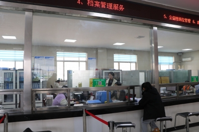 禹城实现人事档案办理“免证办”