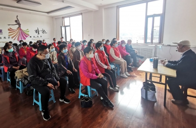 天衢新区宋官屯街道常兴社区开展爱国主义教育活动