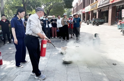 天衢新区宋官屯街道金鼎社区开展消防安全演练