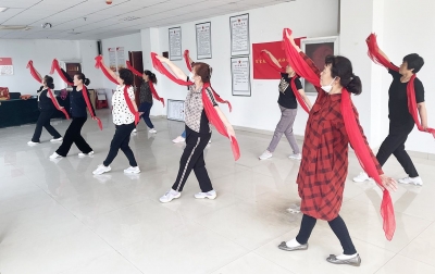 天衢新区宋官屯街道嘉诚社区开展舞蹈健身活动