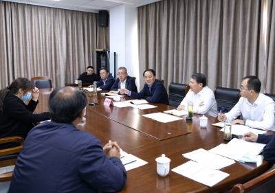 德州市委副书记、市长朱开国到市人民来访接待中心接访