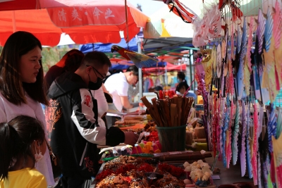 庆云：外地游客纷至沓来