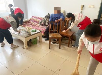 天衢新区宋官屯街道宋官屯社区开展“阳光助残 温暖心田”志愿服务活动