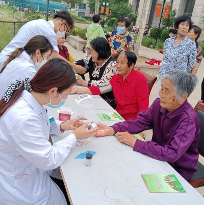 义诊进社区，服务暖民心 | 德州市机关事务保障中心开展志愿服务活动