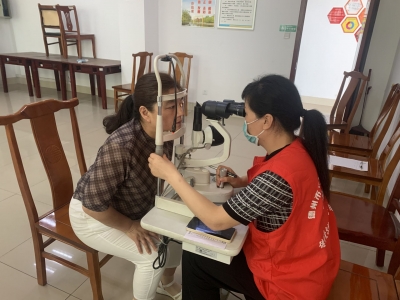 德州天衢新区袁桥镇崇文社区开展眼科义诊活动