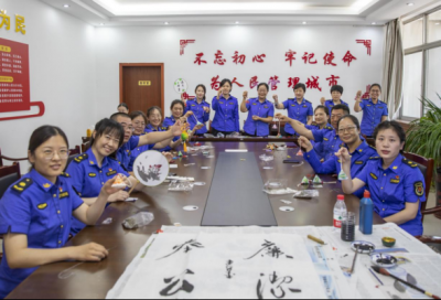 德州市城管执法支队：开展“粽香迎端午 书廉扬清风”活动