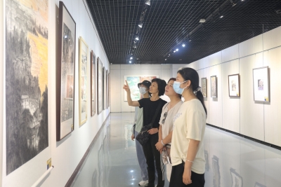大河上下 •黄河流域九地市美术作品巡回展德州站开展
