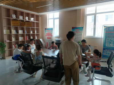 陵城区边临镇：爱心纳凉点 夏日送清凉