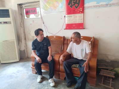 德州市住房公积金管理中心派驻小黄村第一书记武新勇：购农机修沟渠 强村富民促振兴