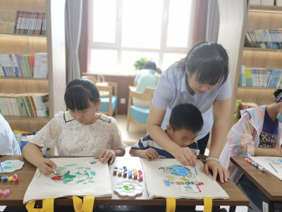 德州长河街道星凯社区：开展“手绘环保袋，低碳生活‘袋袋’相传”活动  